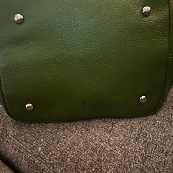 Tignanello Green Shoulder Bag with Smooth Leather Finish - Picture 7 of 9